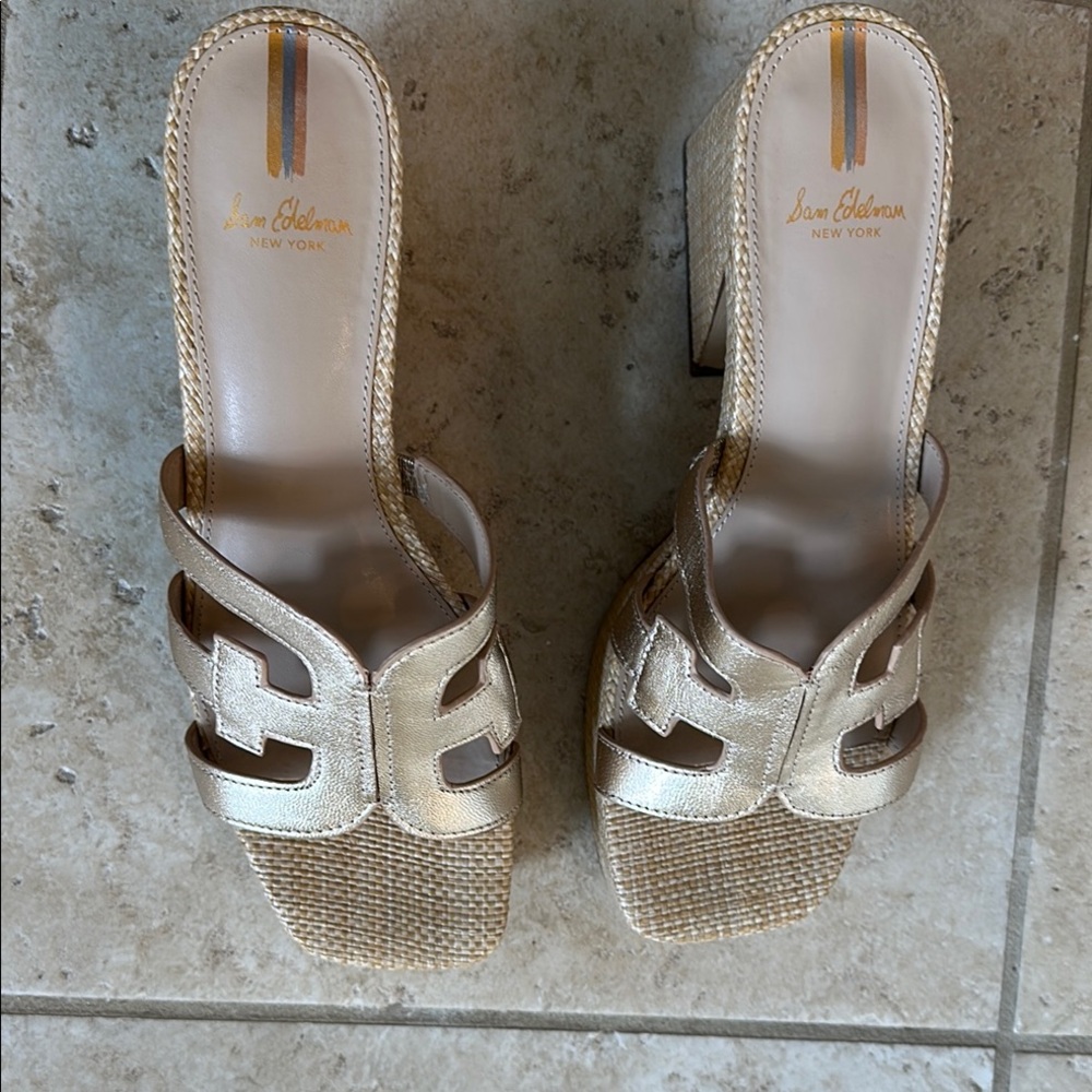 Practically NEW! Sam Edelman Gold Sandals with Geometric Design